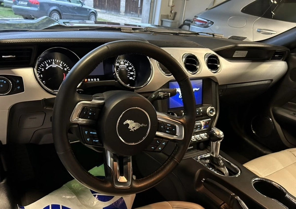 Ford Mustang cena 85000 przebieg: 120000, rok produkcji 2016 z Reda małe 16
